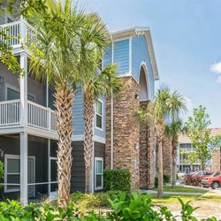 exterior view of Westshore Palms located in Panama City, FL