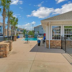 pool view of Westshore Palms located in Panama City, FL