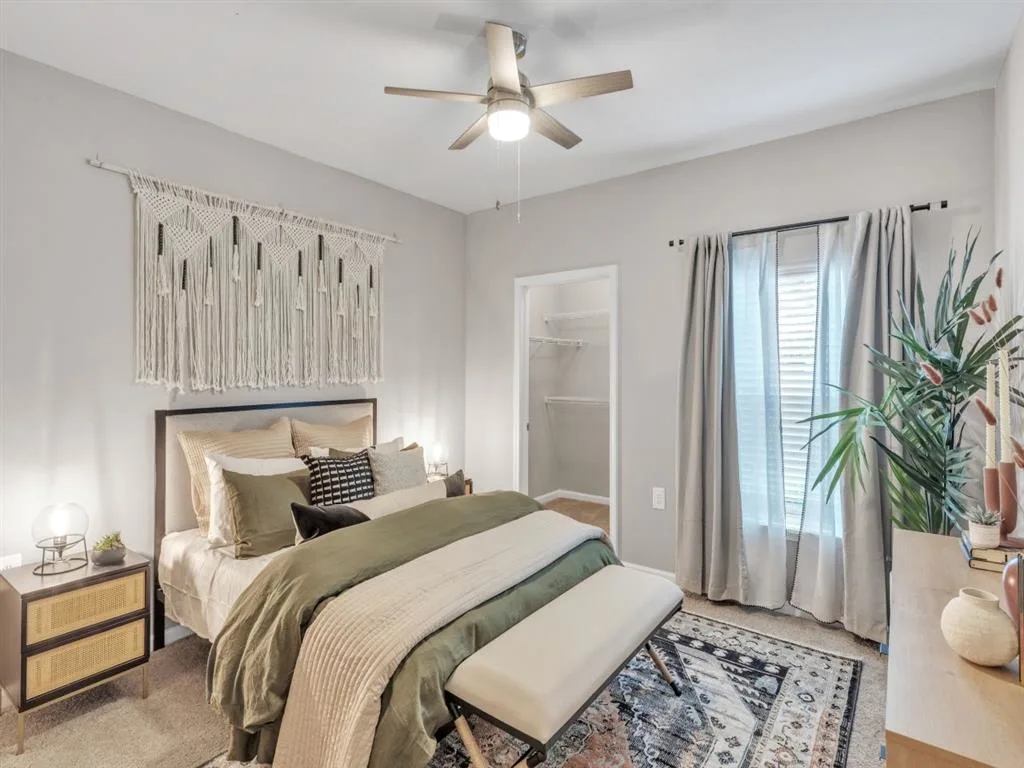 bedroom of Westshore Palms located in Panama City, FL